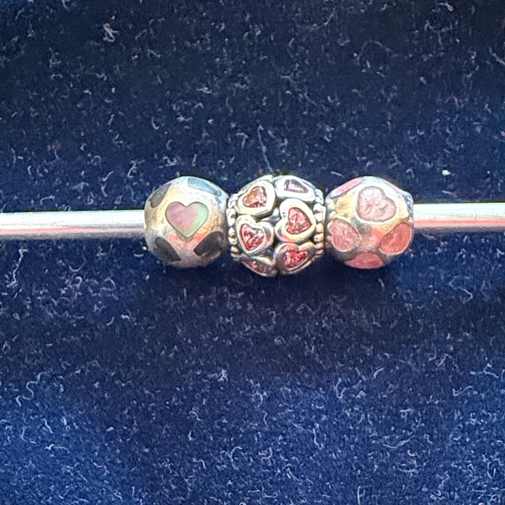 Pandora vintage heart charm trio